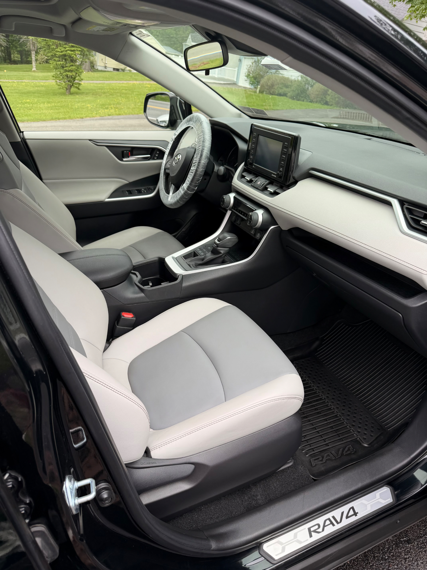 Toyota RAV4 passenger-side interior and dash after detail
