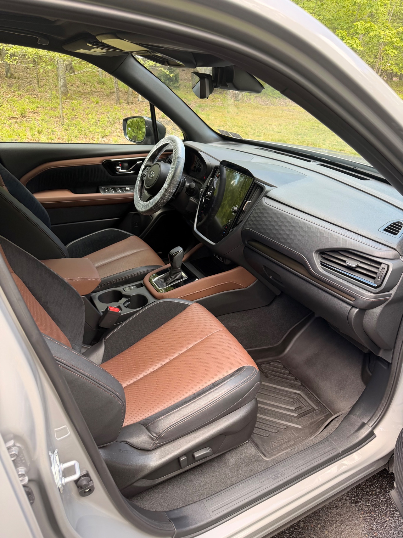 Subaru Forester front cabin and dash after detail